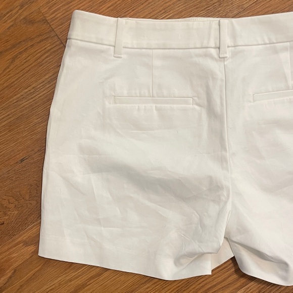 Ann Taylor Classic White Women's Shorts - Picture 6 of 7